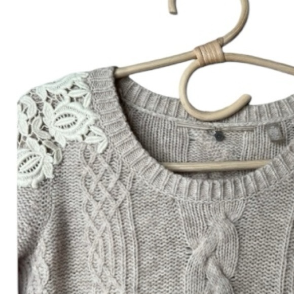 2 Anthro Knitted & Knotted Grey Wool Alpacas Sweaters Cable Knit Crochet Size XS - Picture 15 of 16